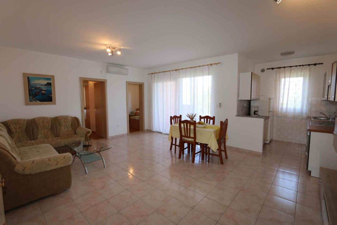 Apartments in Silo/Insel Krk 13430 Exterior foto